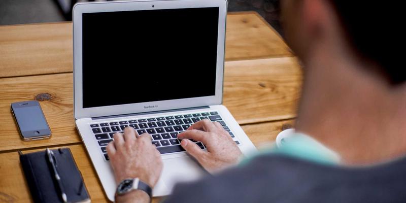 从传统发电到智慧能源：上海华润电力转型如何赋能高端瓷砖卫浴与装饰材料产业